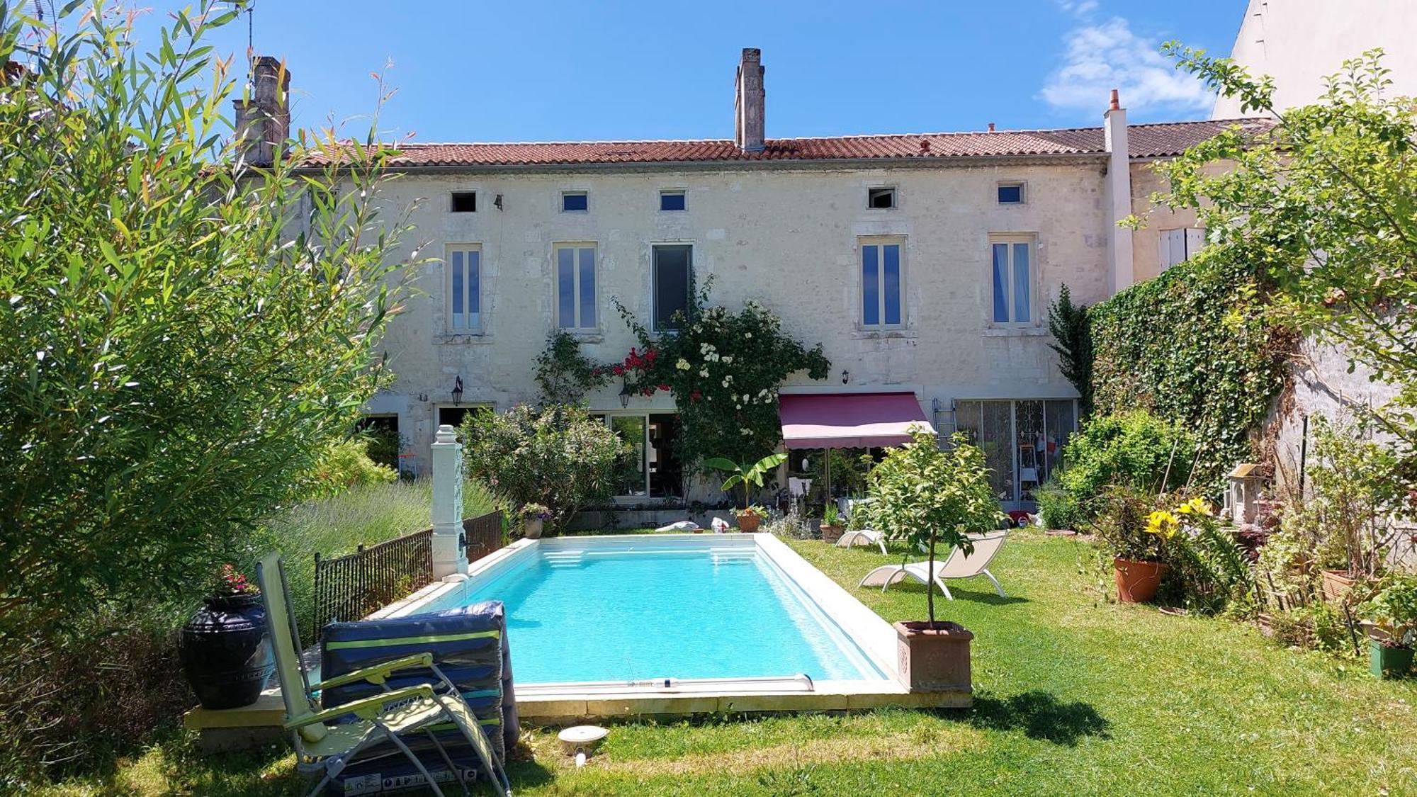 La Gueriniere Bella Romantica Châteauneuf-sur-Charente Εξωτερικό φωτογραφία